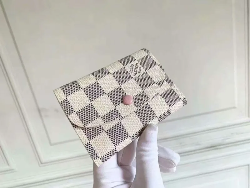 LV Wallets-1698