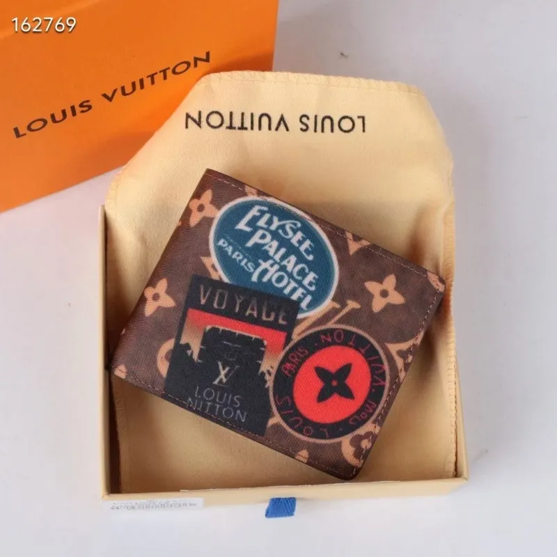 LV Wallets-1709