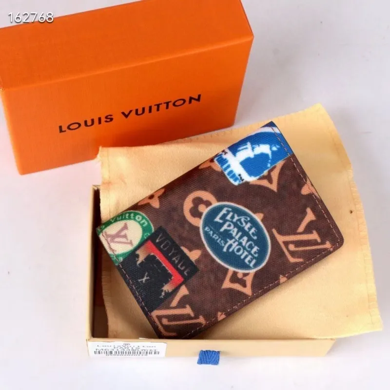 LV Wallets-1710