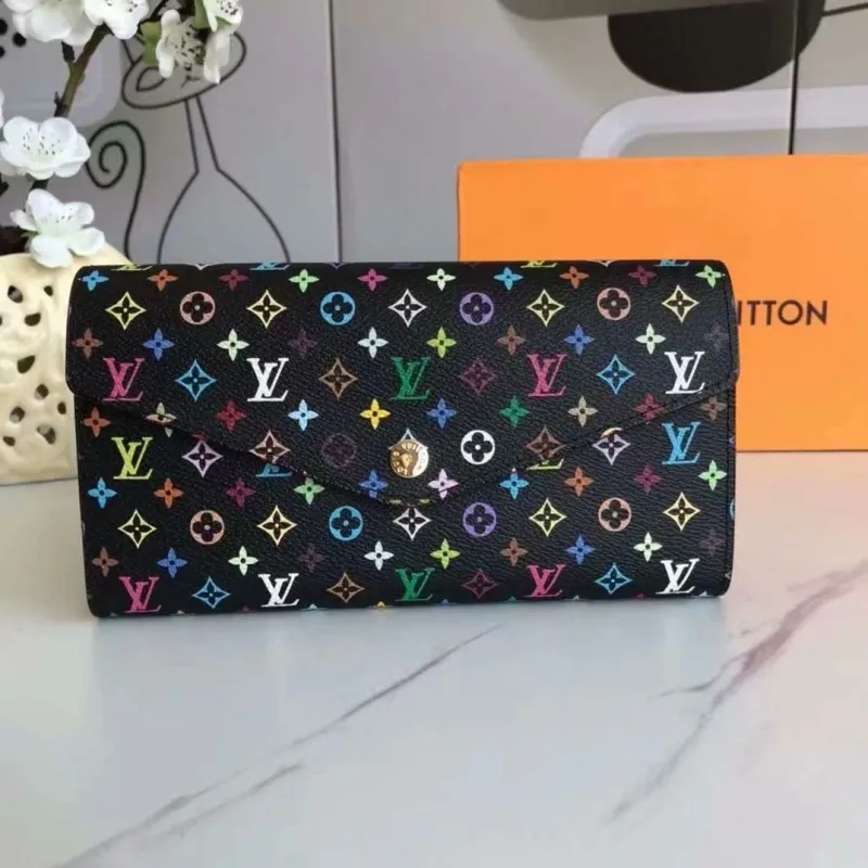 LV Wallets-1746