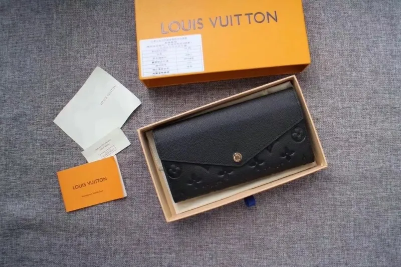LV Wallets-1750