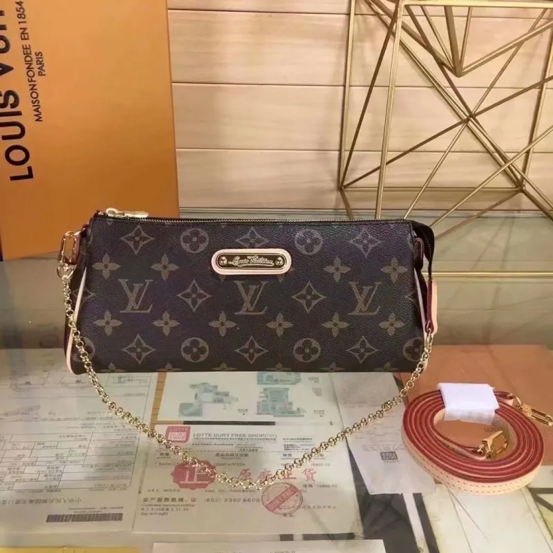 LV Wallets-1763