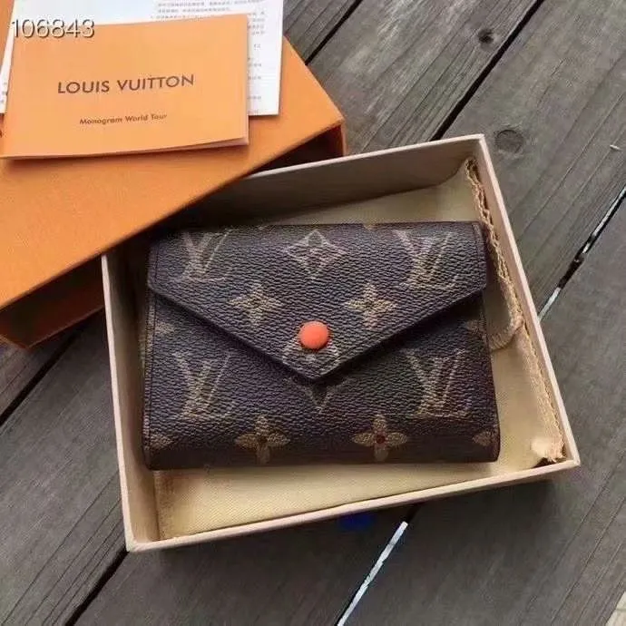 LV Wallets-1765