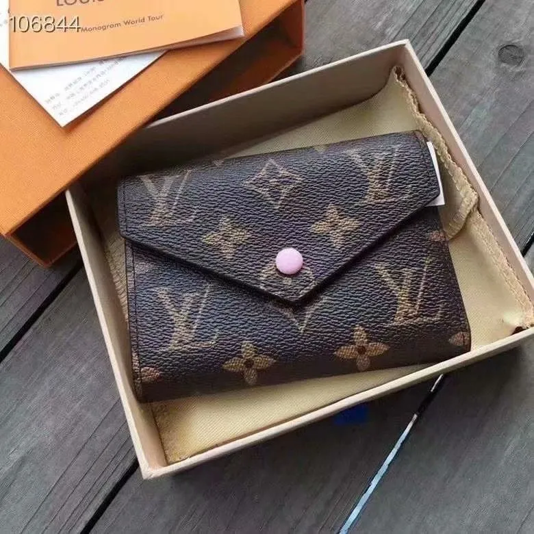 LV Wallets-1766