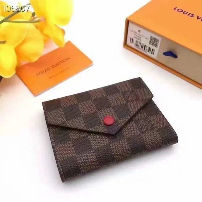 LV Wallets-1771