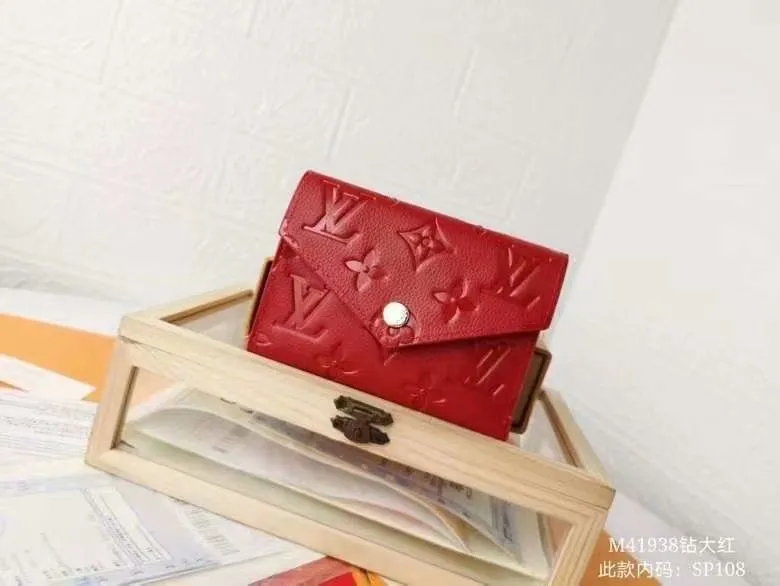 LV Wallets-1776