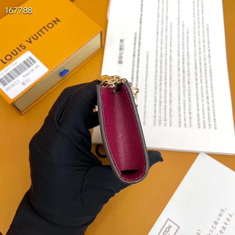 Alternative view of LV Wallets-1797