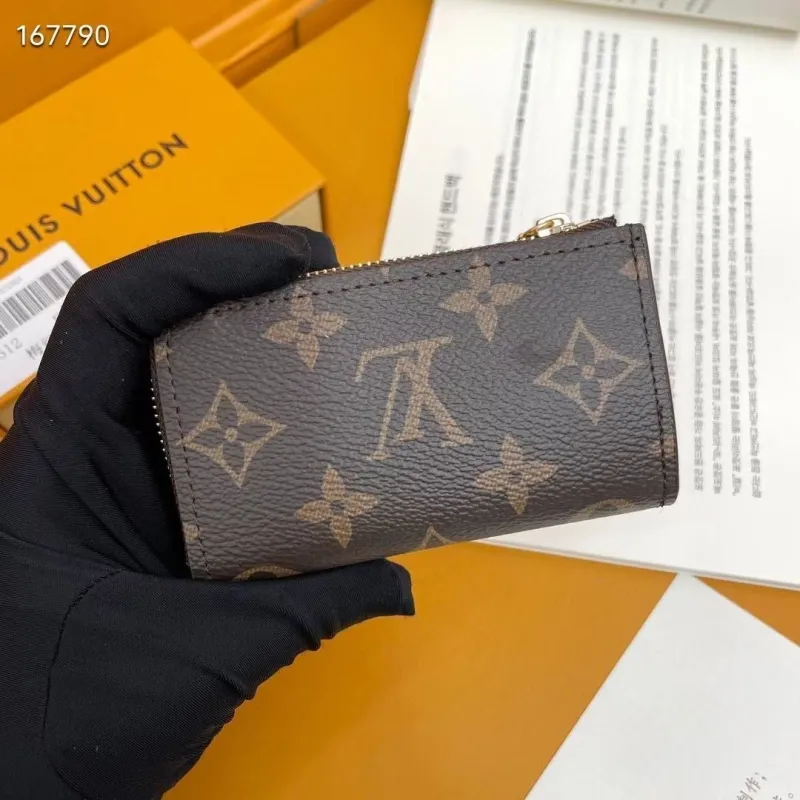 LV Wallets-1799