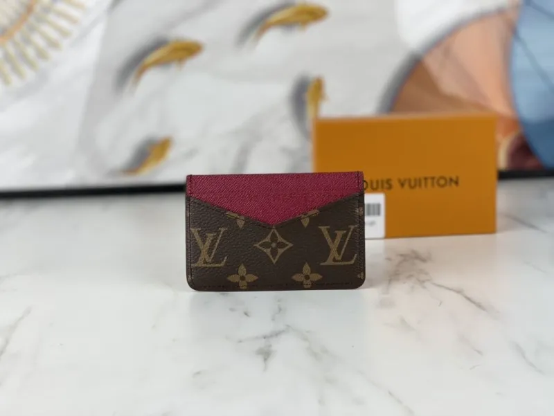 LV Wallets-1814