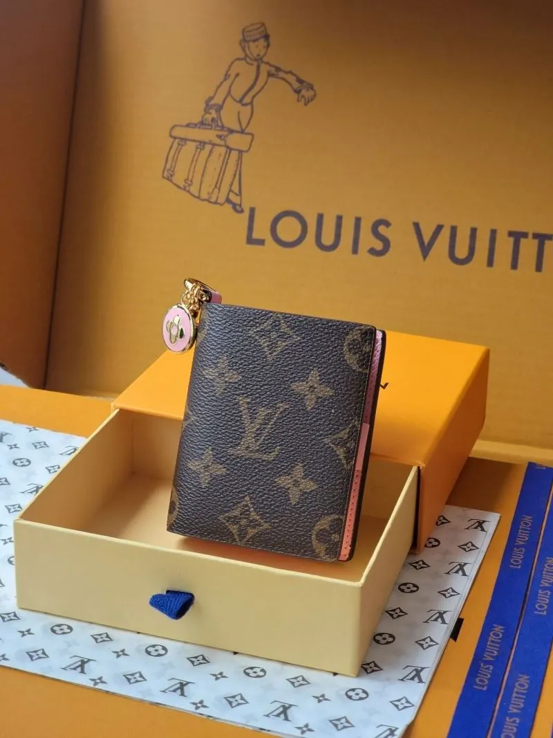 LV Wallets-1832