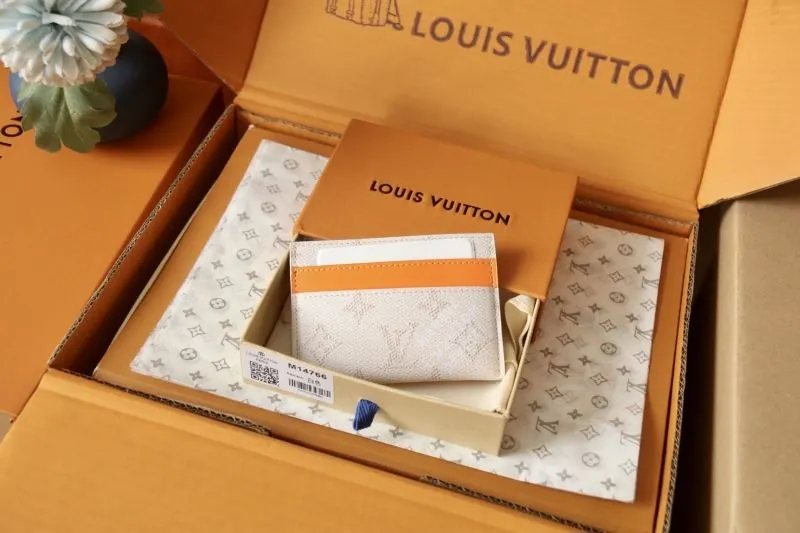 LV Wallets-1840