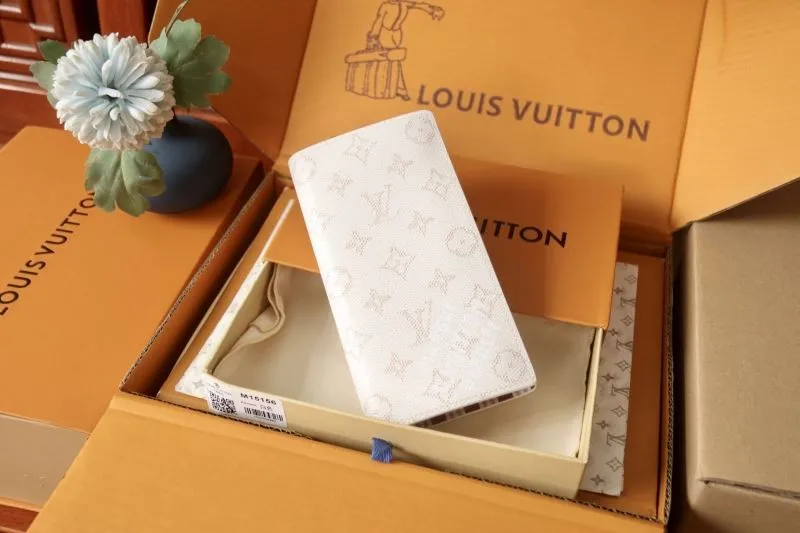 LV Wallets-1848