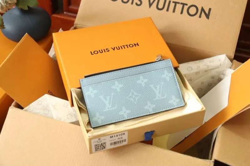 LV Wallets-1861