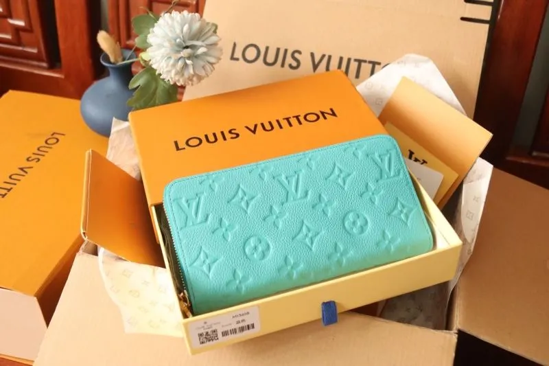 LV Wallets-1877