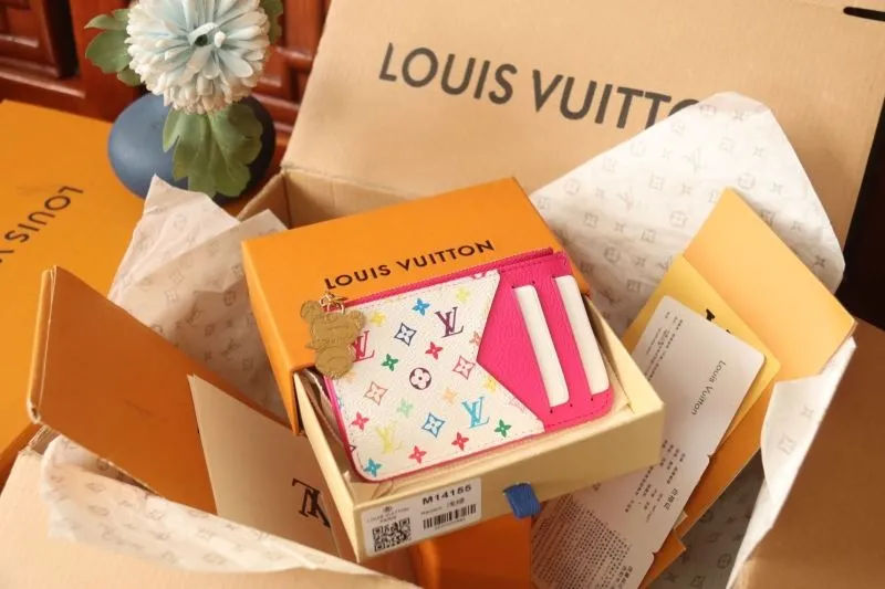 LV Wallets-1882