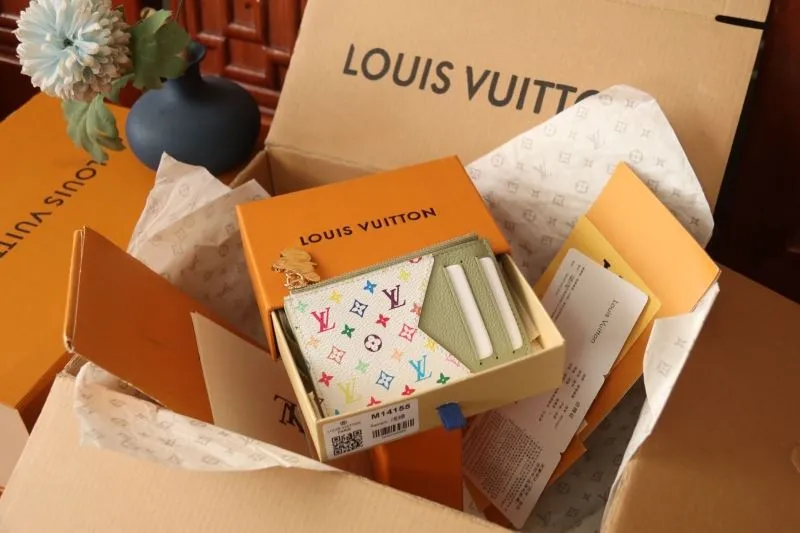 LV Wallets-1884