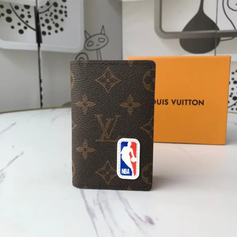 LV Wallets-1900
