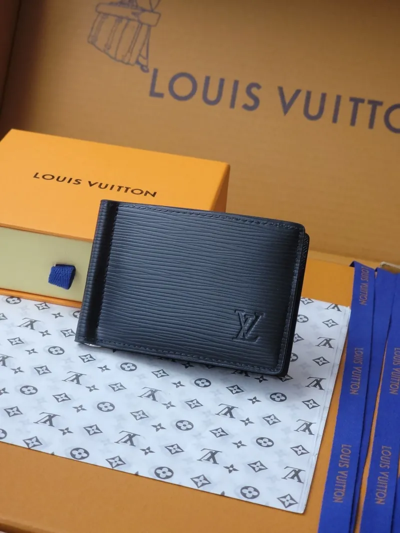 LV Wallets-1928