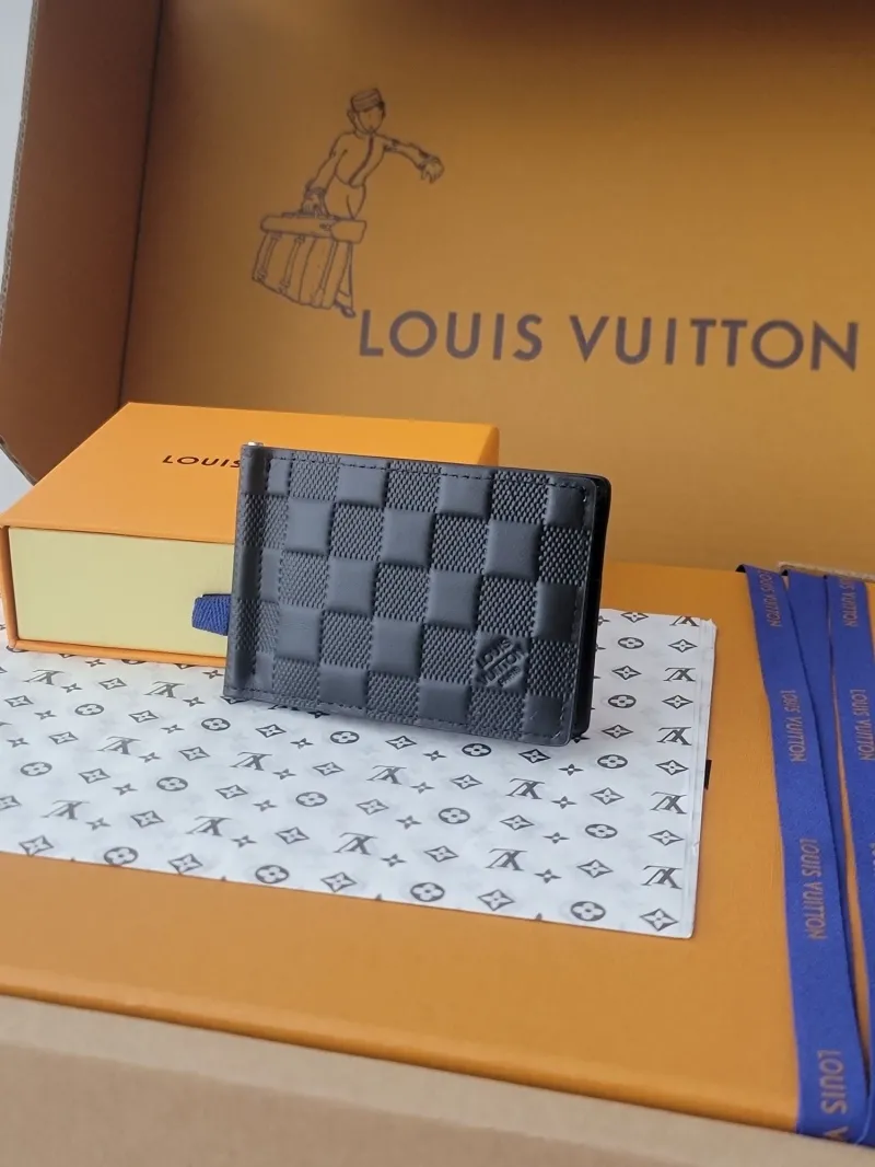LV Wallets-1930