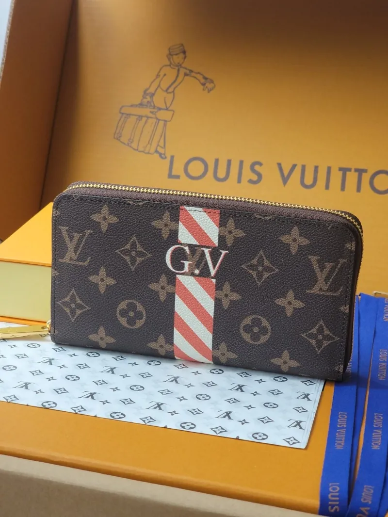 LV Wallets-1931