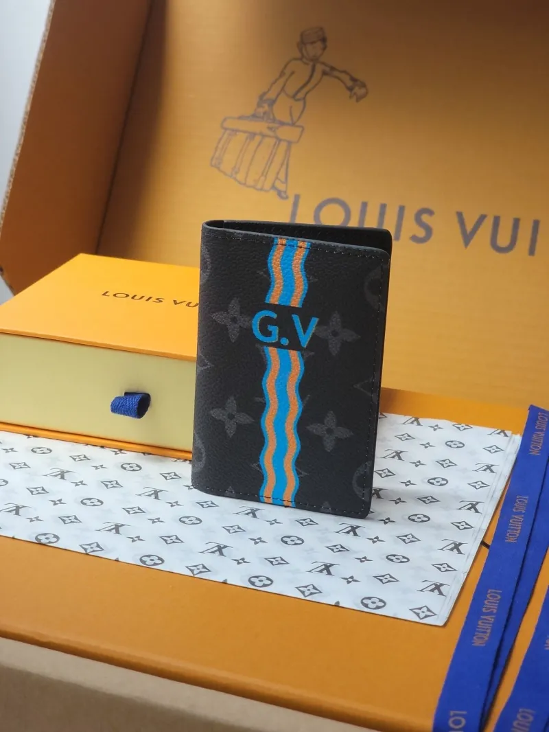 LV Wallets-1934