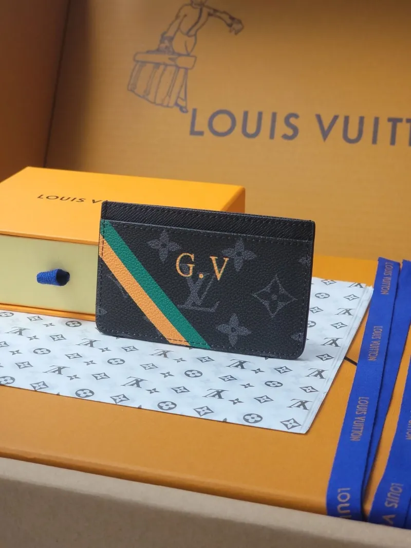 LV Wallets-1937