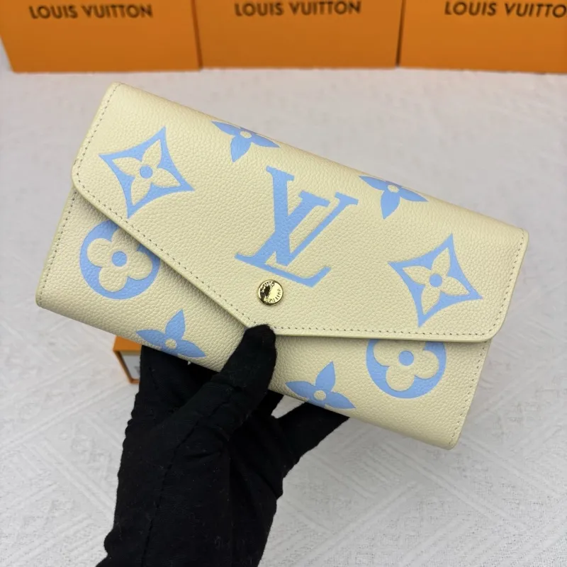 LV Wallets-1949