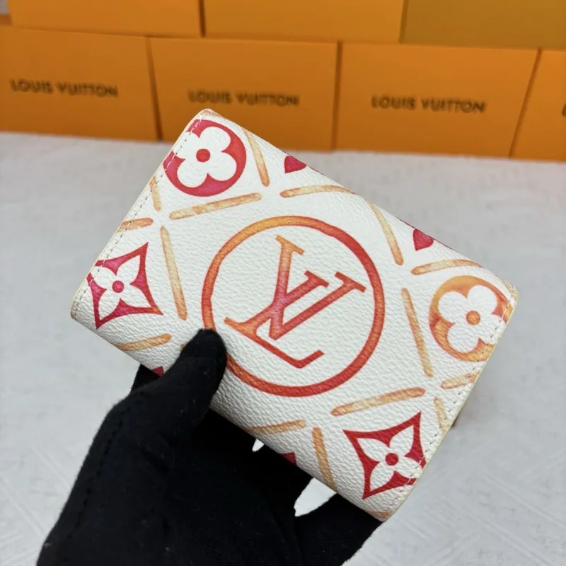 Alternative view of LV Wallets-1966