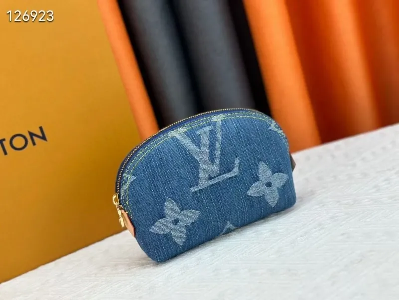 LV Wallets-1977