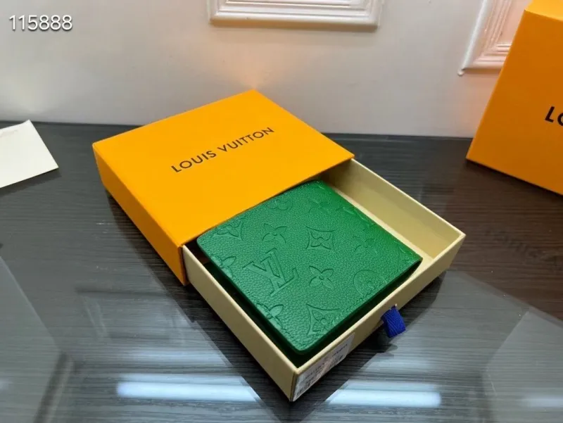 Alternative view of LV Wallets-1984