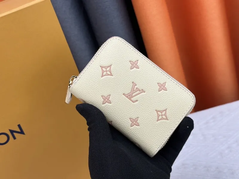 LV Wallets-1993