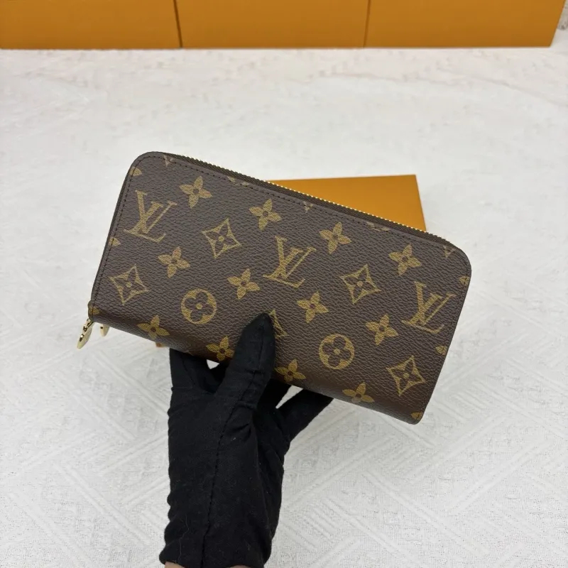 LV Wallets-2004
