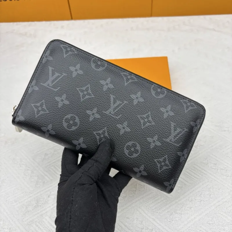 LV Wallets-2007