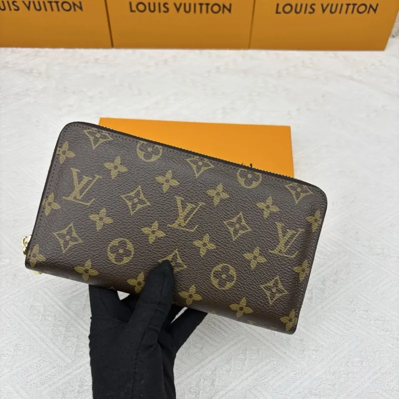 LV Wallets-2013