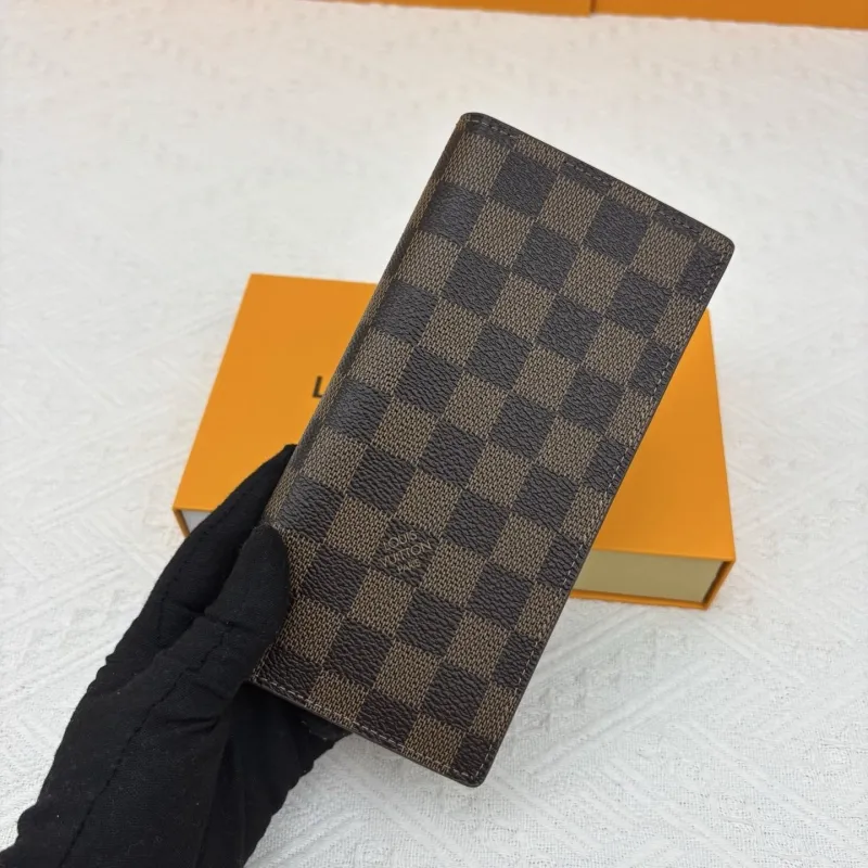 LV Wallets-2014
