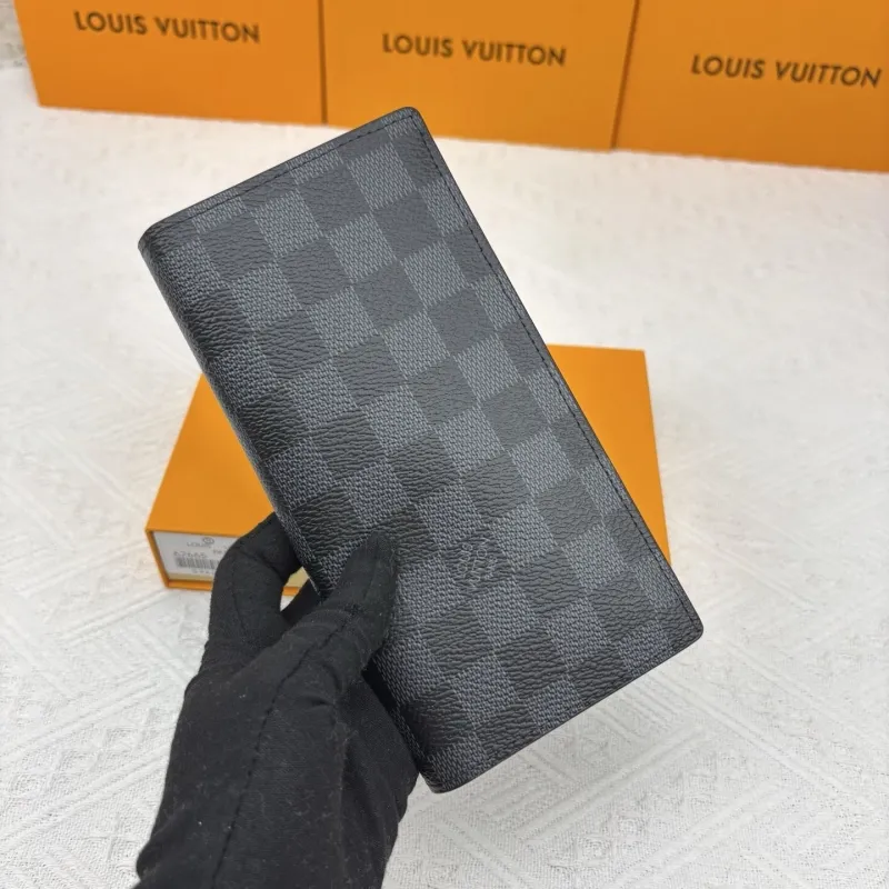 LV Wallets-2015