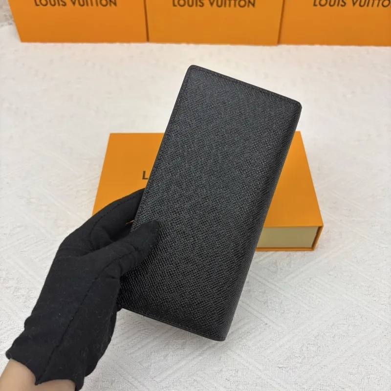 Alternative view of LV Wallets-2019