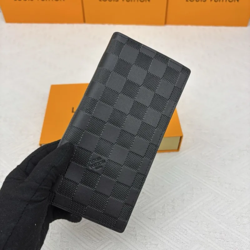 LV Wallets-2022