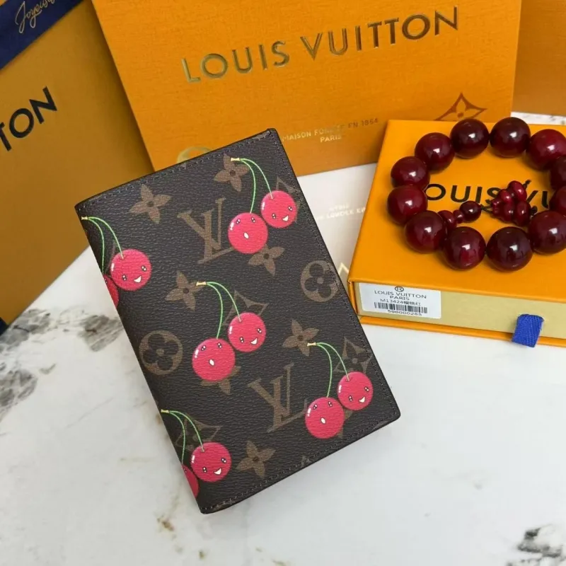 LV Wallets-2025