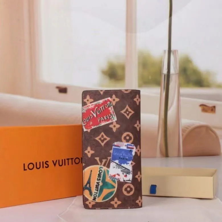 Alternative view of LV Wallets-2035
