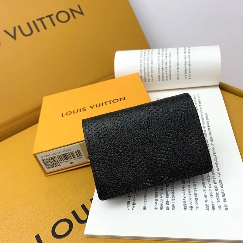 LV Wallets-2065
