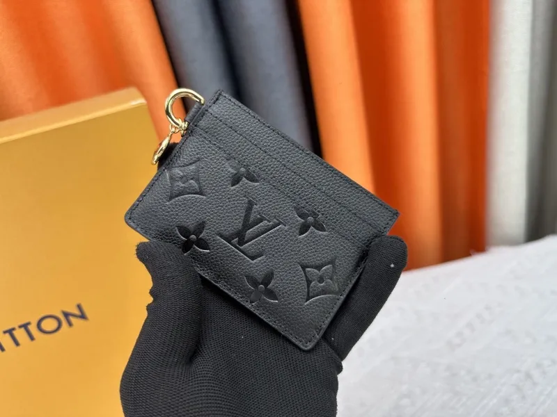 LV Wallets-2075