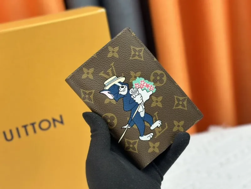 LV Wallets-2101