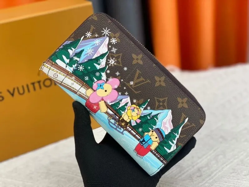 LV Wallets-2113