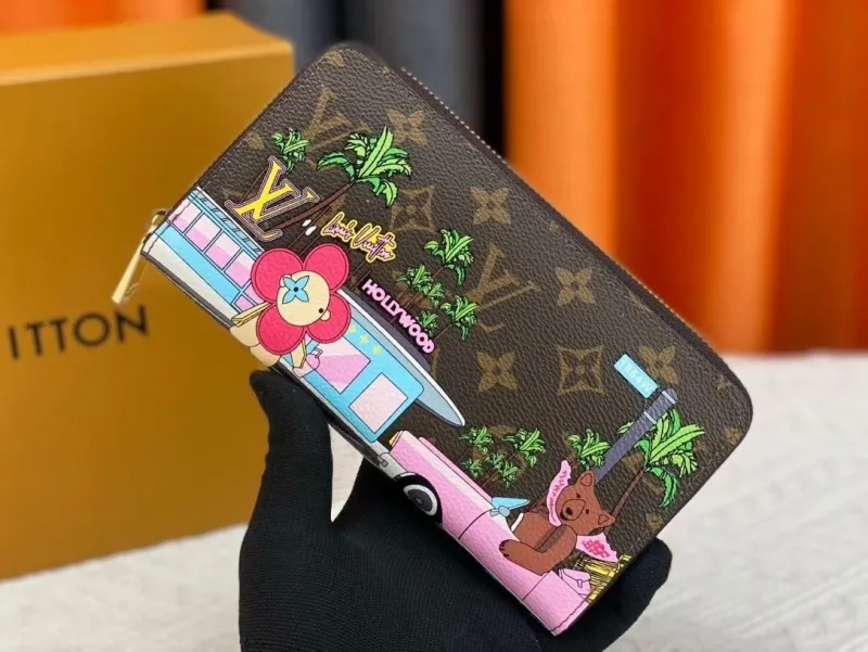 LV Wallets-2118