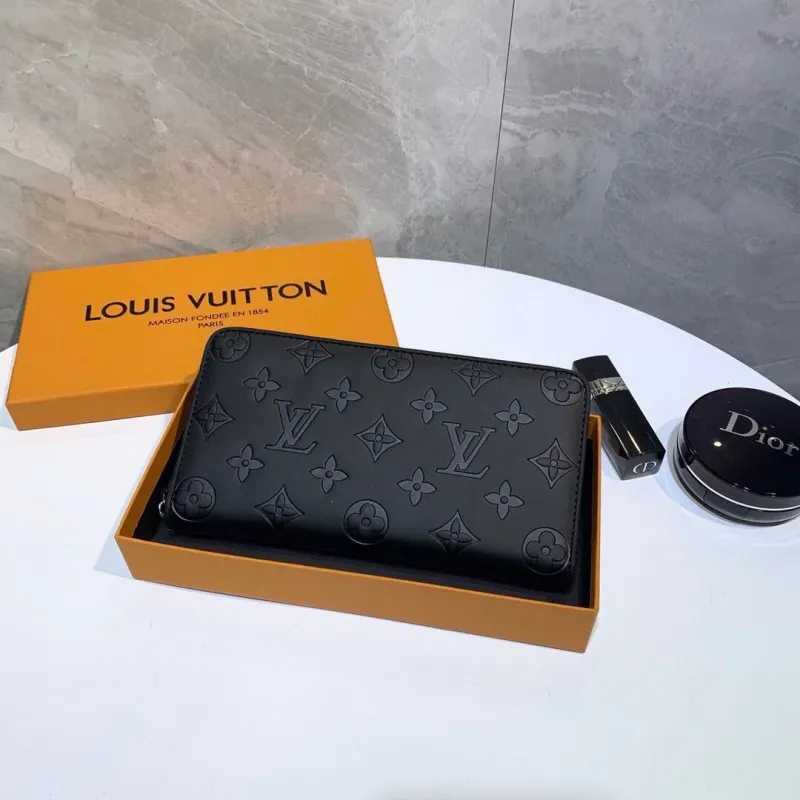 LV Wallets-2158