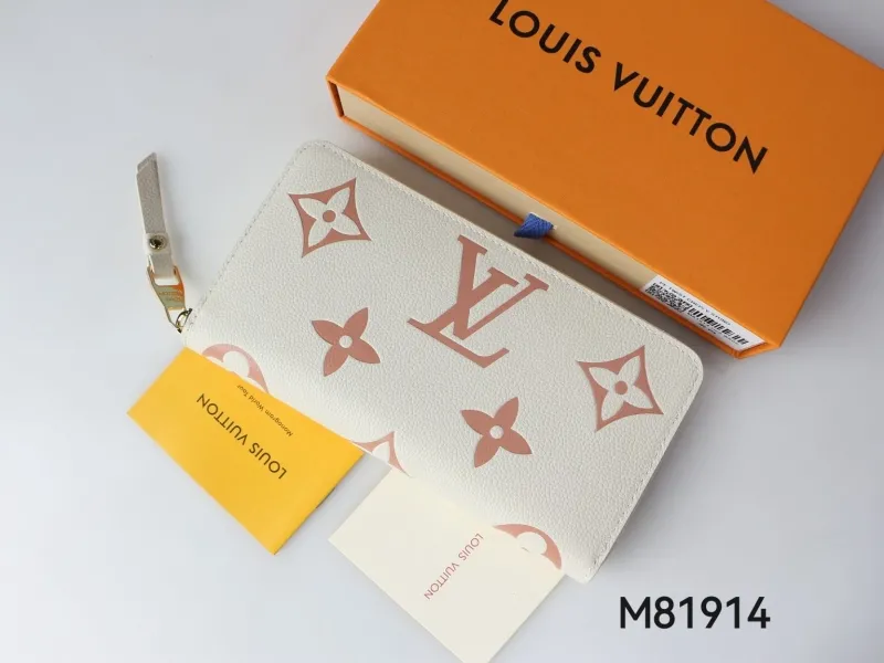 LV Wallets-2165