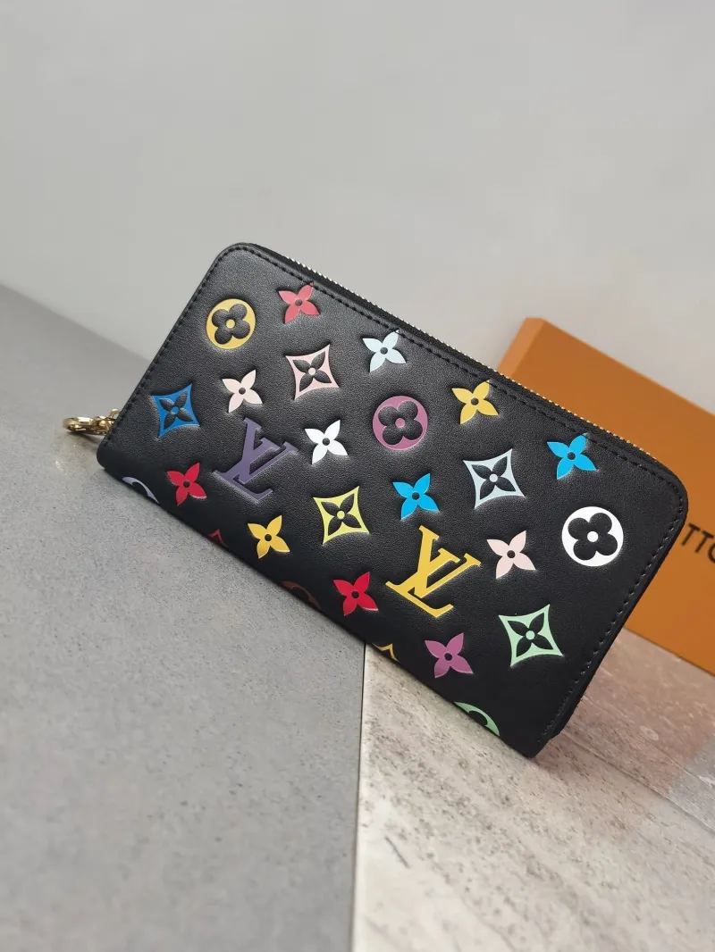 LV Wallets-2204
