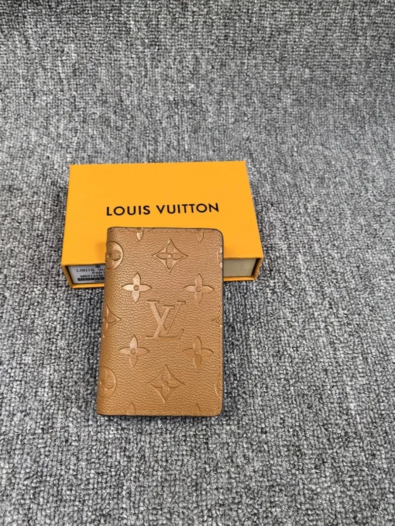 LV Wallets-2231