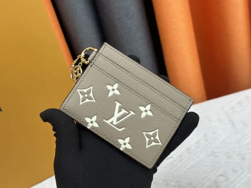 LV Wallets-2238